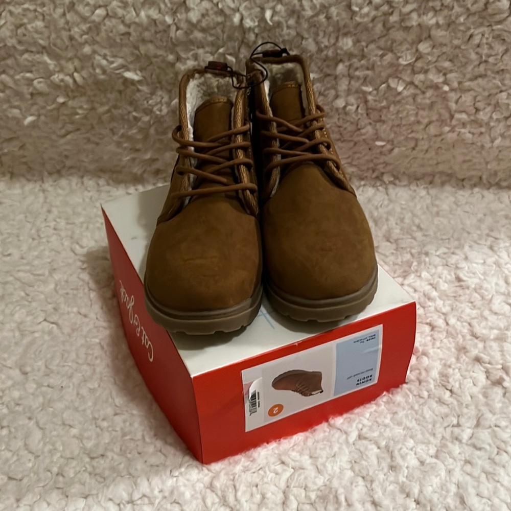 Cat & Jack Tan Ronin Zip-up Boots
